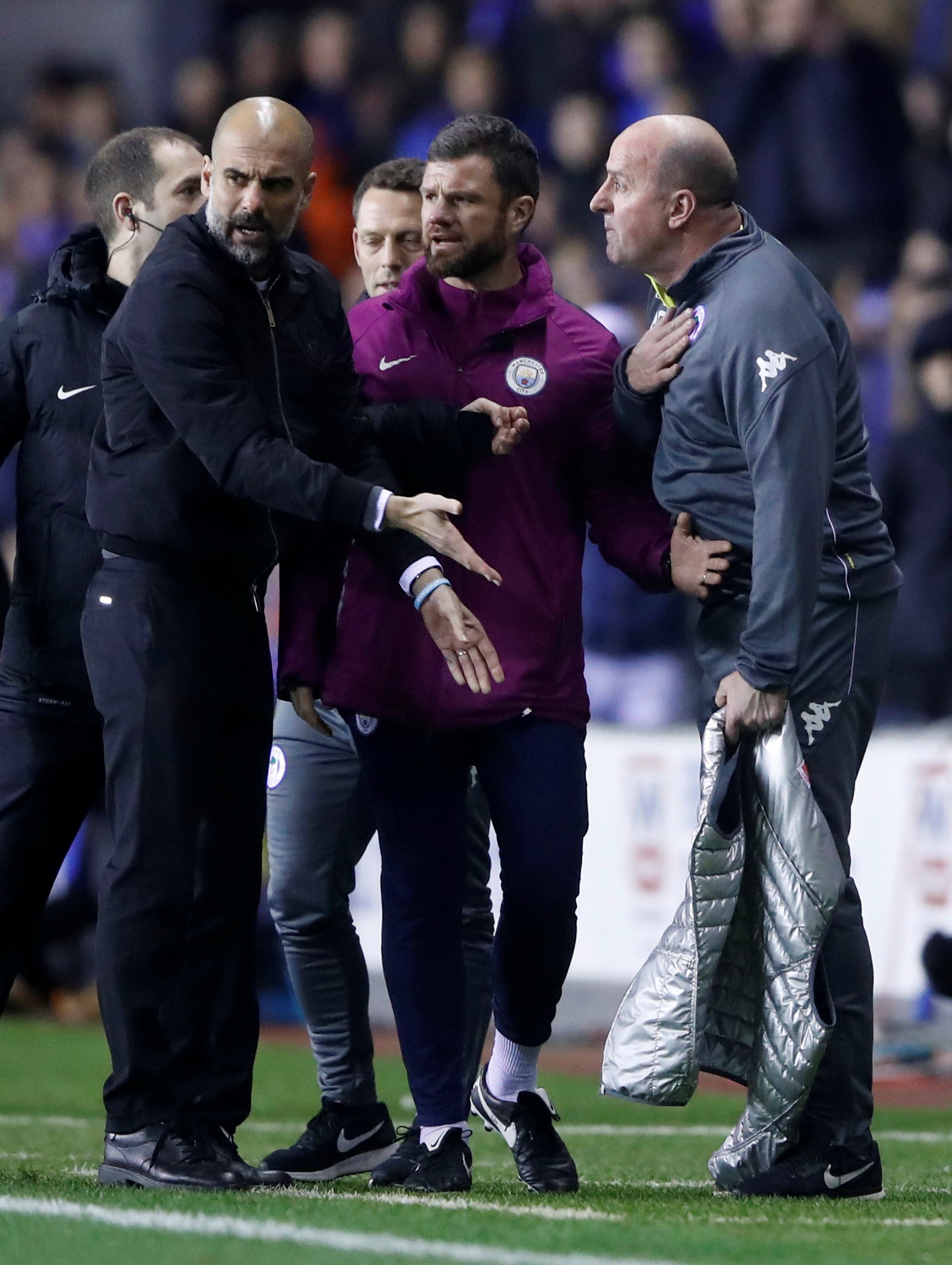 B&agrave;n thua muộn khiến Man City bị loại khỏi FA Cup - Ảnh 7.