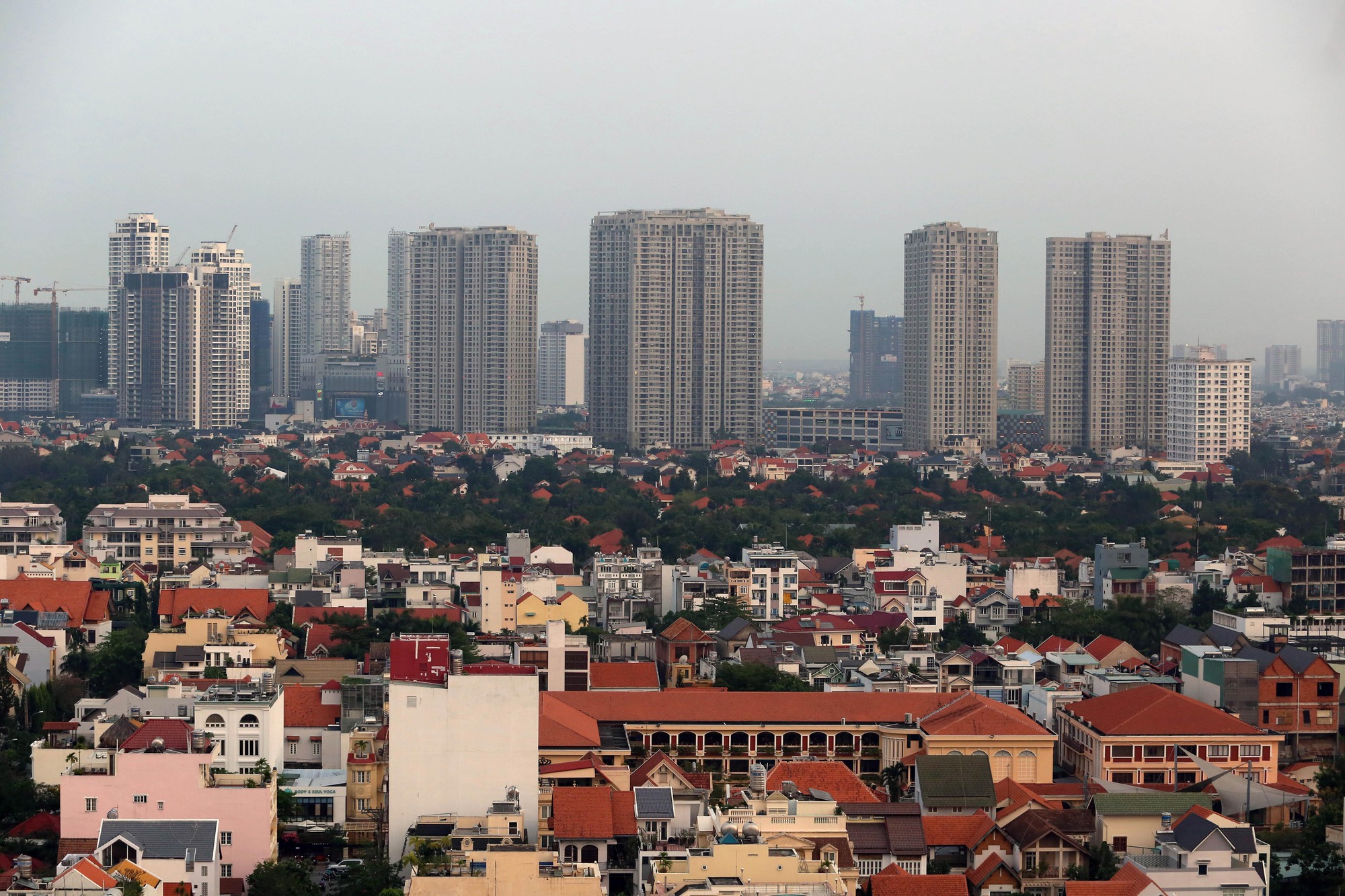 Bứt phá về kinh tế và ngăn chặn tham nhũng