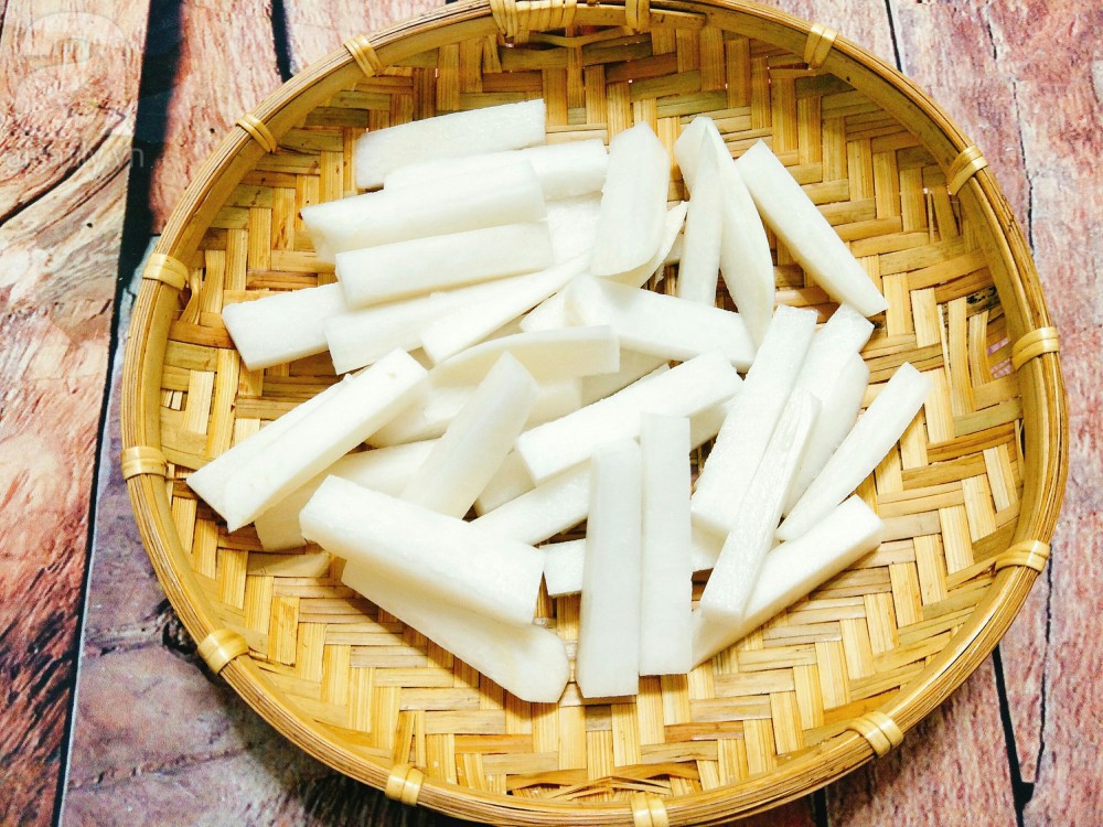 C&aacute;ch l&agrave;m củ cải muối chua ngọt, nửa ng&agrave;y l&agrave; ăn được - Ảnh 2.