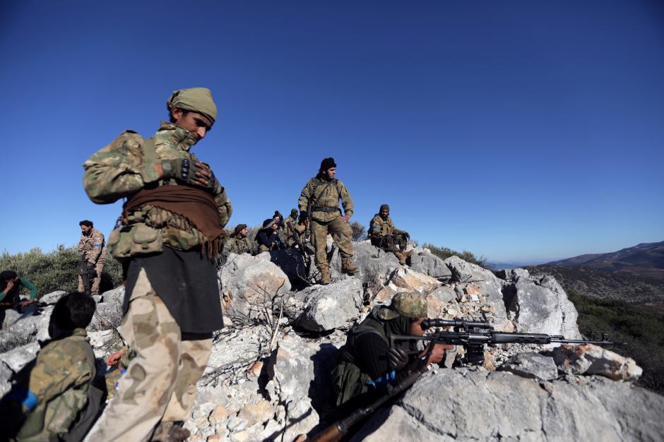 Thổ Nhĩ Kỳ nã pháo vào quân thân chính phủ Syria