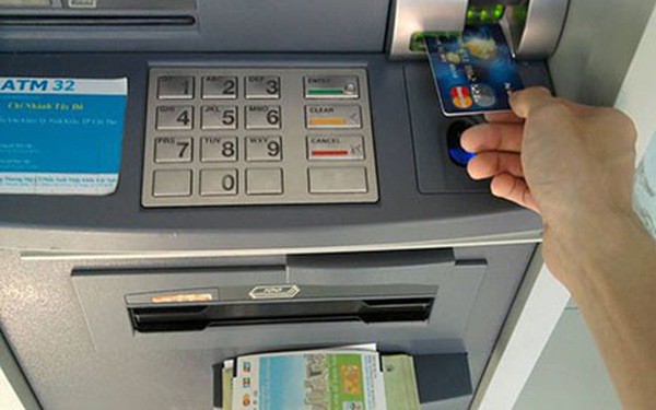 CHẤN ĐỘNG: Phó giám đốc CN Eximbank chiếm 245 tỉ đồng của khách hàng rồi biến