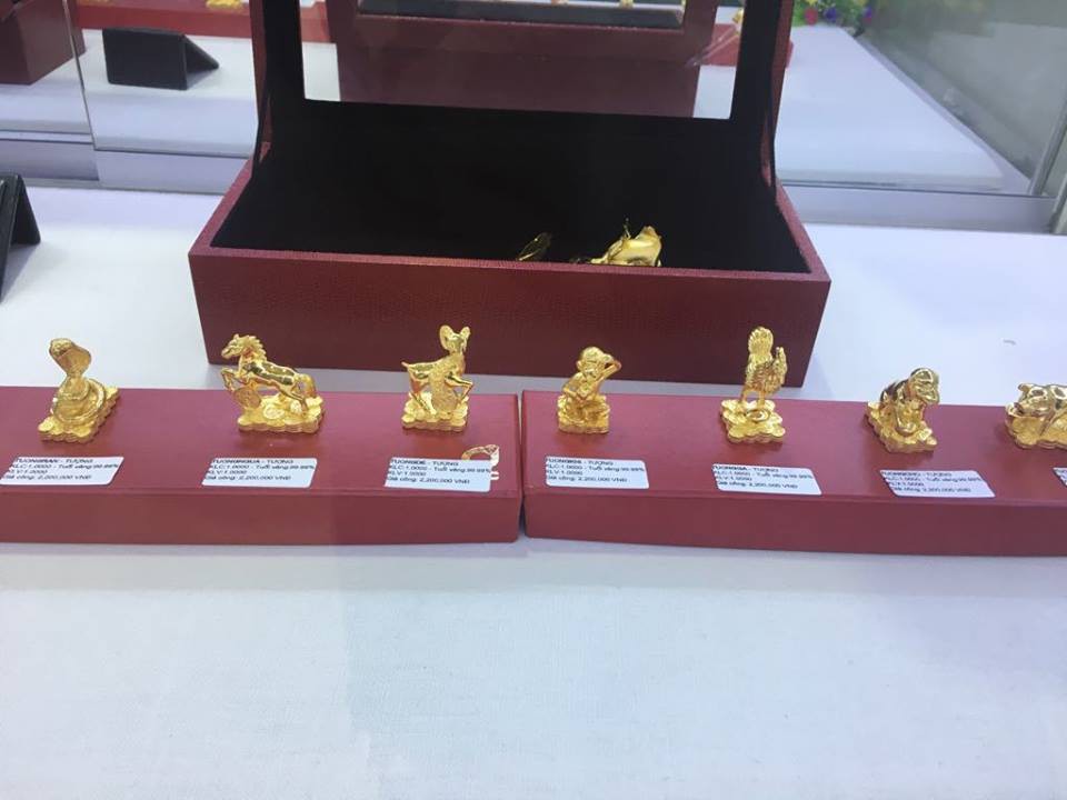 Một ng&agrave;y trước v&iacute;a Thần T&agrave;i, v&agrave;ng SJC loạn gi&aacute; - Ảnh 2.