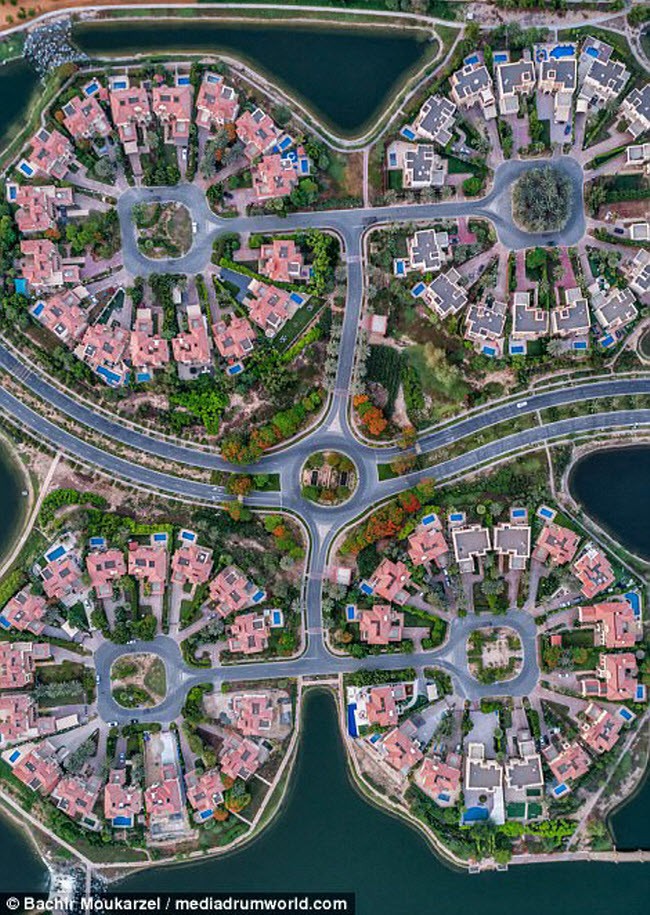Kiến tr&uacute;c đẹp m&ecirc; hồn của th&agrave;nh phố Dubai từ tr&ecirc;n cao - Ảnh 10.