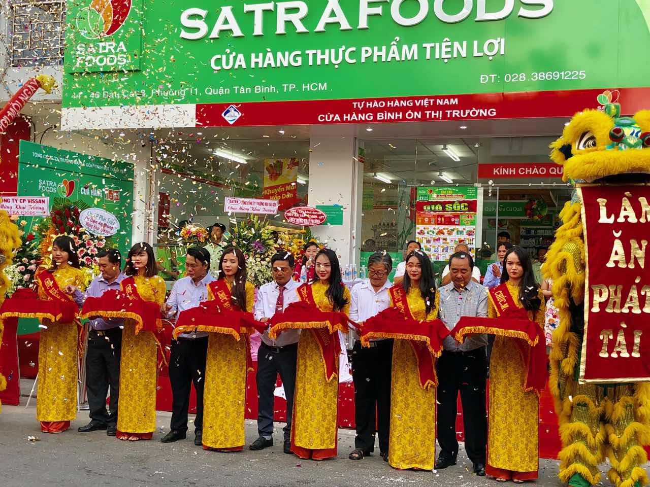 Tưng bừng khai trương cửa hàng Satrafoods thứ 165