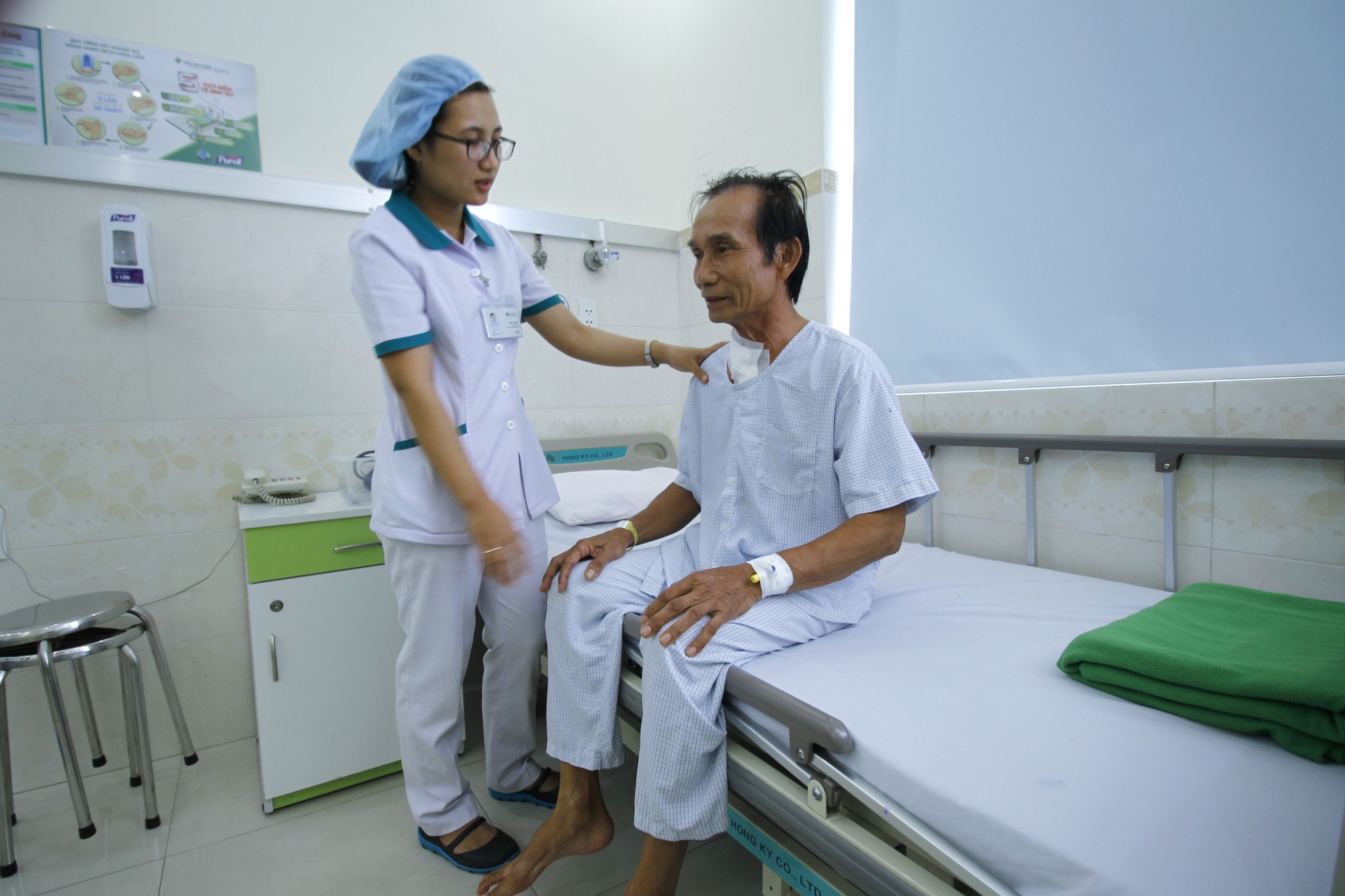 Cựu binh bị viên đạn găm trong cơ thể hơn 40 năm