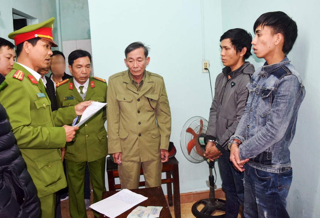 Vừa ra tù đã cướp hàng chục triệu đồng giữa TP Huế