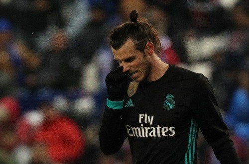Gục ng&atilde; ph&uacute;t b&ugrave; giờ, Real Madrid hết đường trở lại La Liga - Ảnh 3.