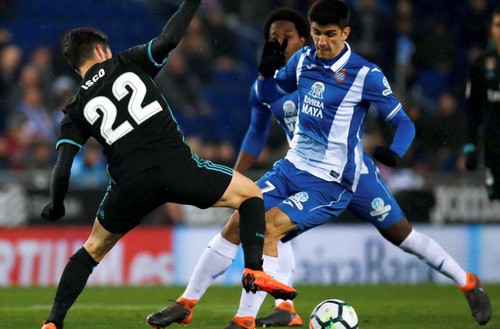 Gục ngã phút bù giờ, Real Madrid hết đường trở lại La Liga
