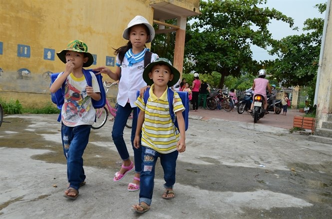 Người Việt ơi, sao mãi "lùn quý phái"?