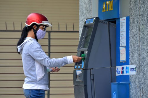 Giảm tải cho ATM dịp Tết