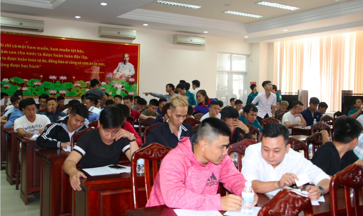 Mang việc l&agrave;m đến qu&acirc;n nh&acirc;n xuất ngũ - Ảnh 1.