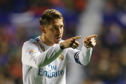 Rượt đuổi tỉ số đi&ecirc;n rồ, Real Madrid vuột chiến thắng trước Levante - Ảnh 3.