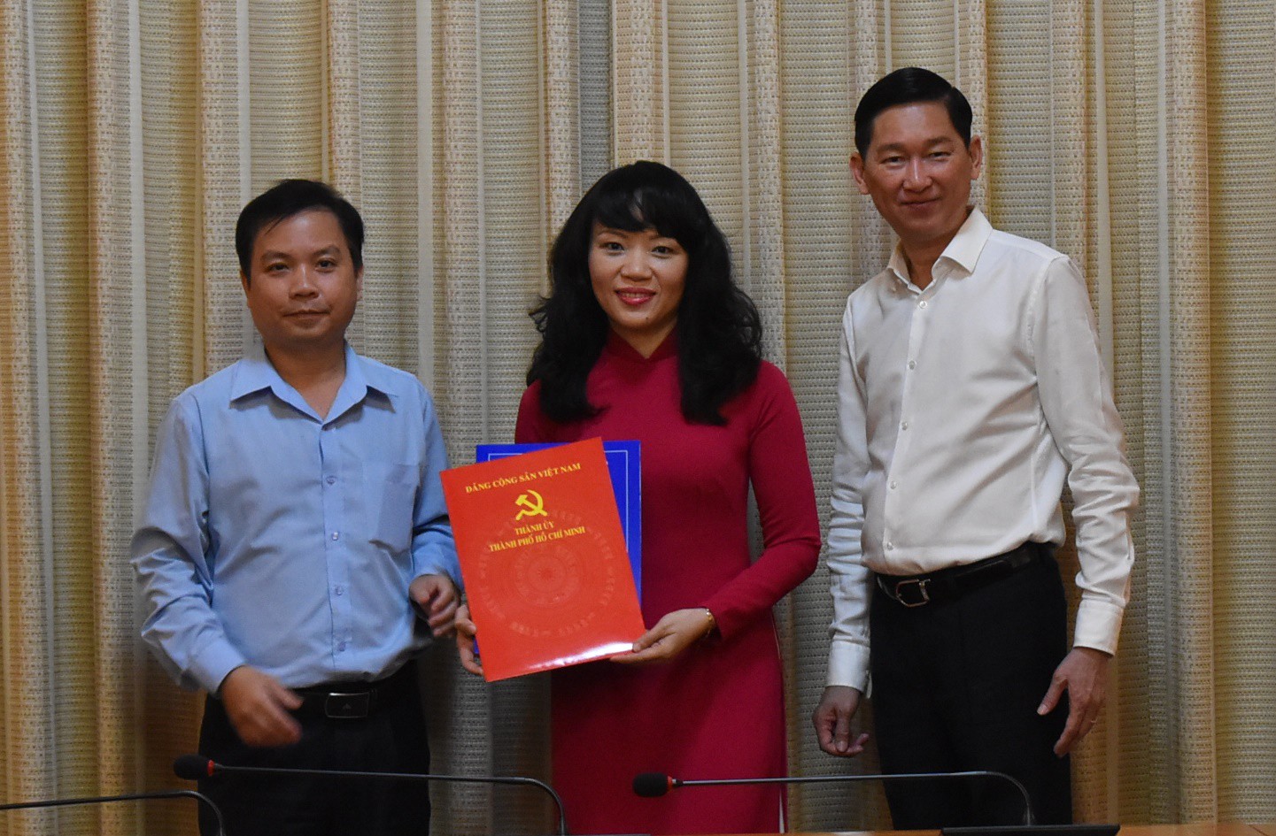 TP HCM điều động h&agrave;ng loạt nh&acirc;n sự - Ảnh 1.