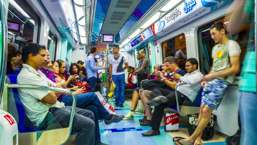 Ngắm tàu đô thị không người lái của Dubai
