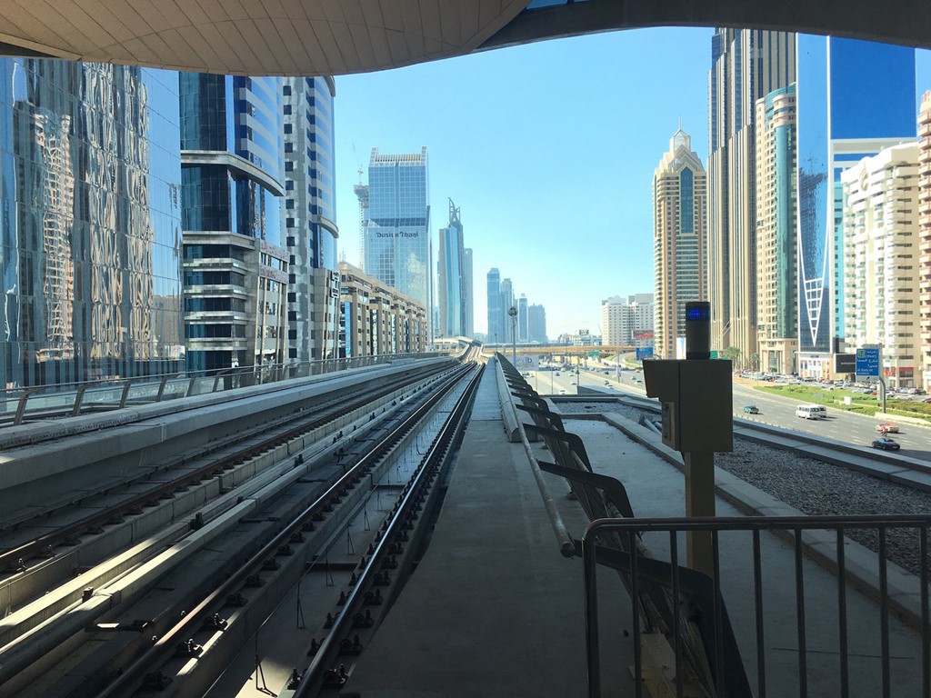 Ngắm tàu đô thị không người lái của Dubai - Ảnh 6.
