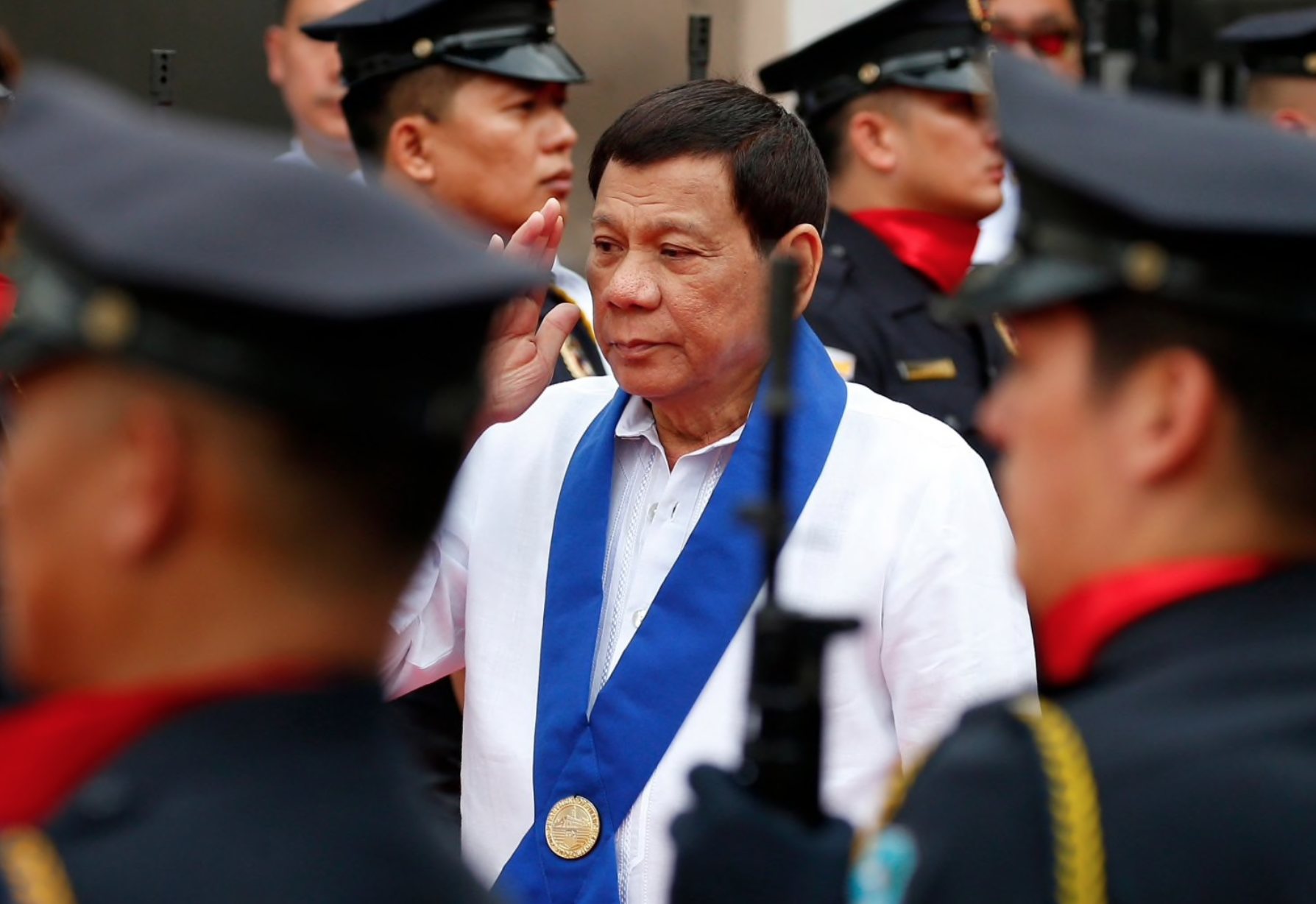 Tổng thống Philippines “bội ước” với Trung Quốc?