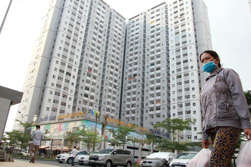 Hàng ngàn hộ chung cư khổ sở