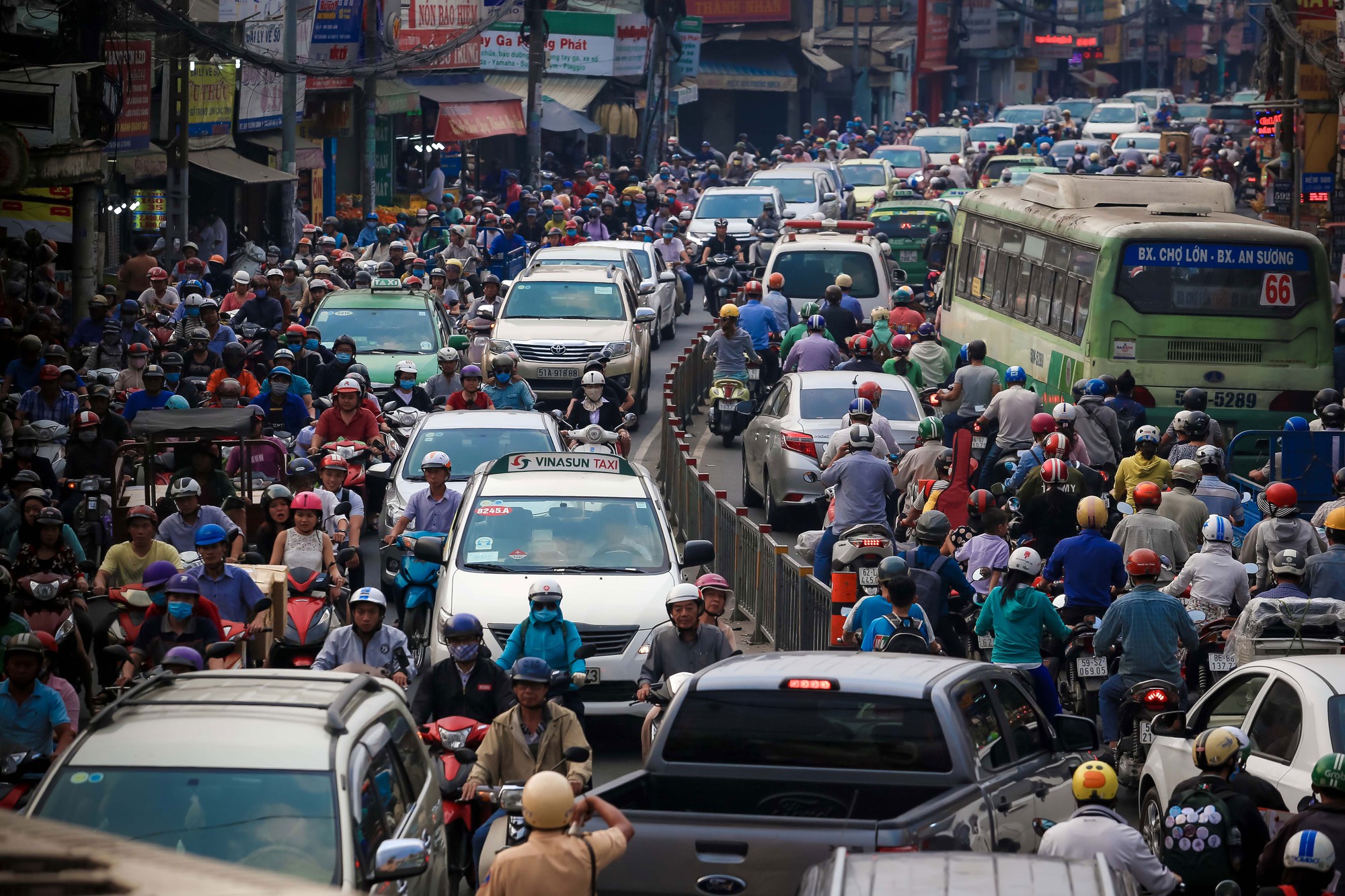Bất an giao thông dịp Tết