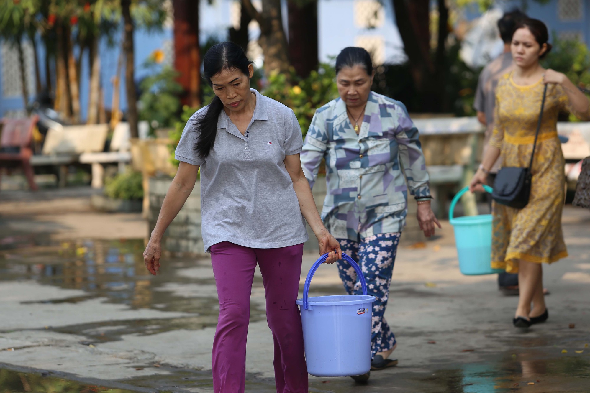 C&aacute; ch&eacute;p đưa &ocirc;ng T&aacute;o bị xử đẹp khi vừa đến s&ocirc;ng S&agrave;i G&ograve;n - Ảnh 3.