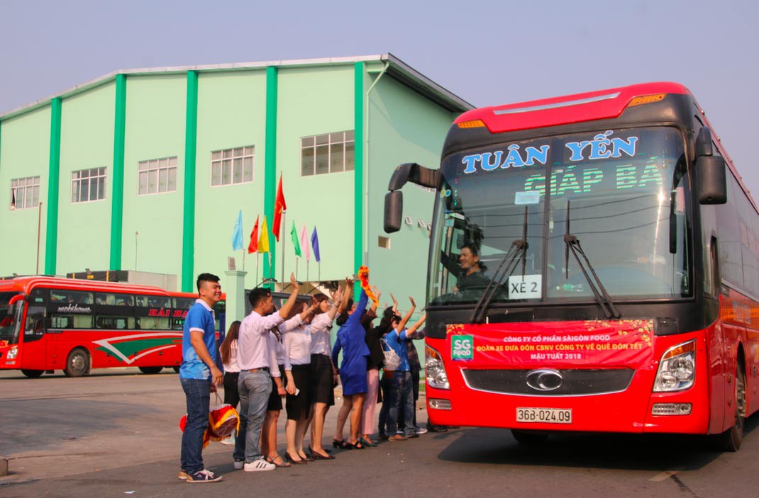 Những chuyến xe nghĩa tình