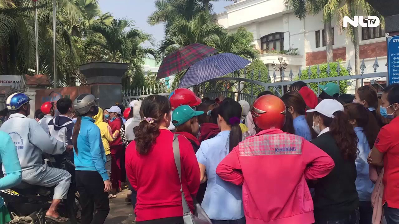 Hàng ngàn công nhân hốt hoảng khi cận Tết, công ty bất ngờ đóng cửa!