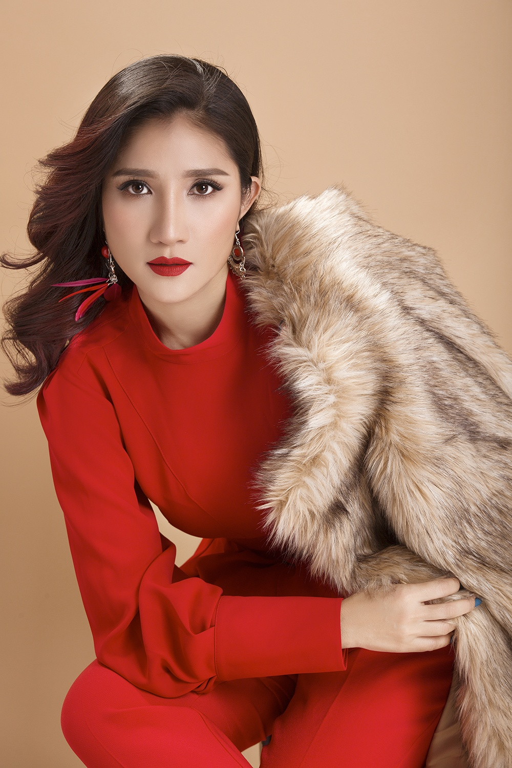 Cát Tường tất bật sau khi thắng giải Mai Vàng - Ảnh 2.