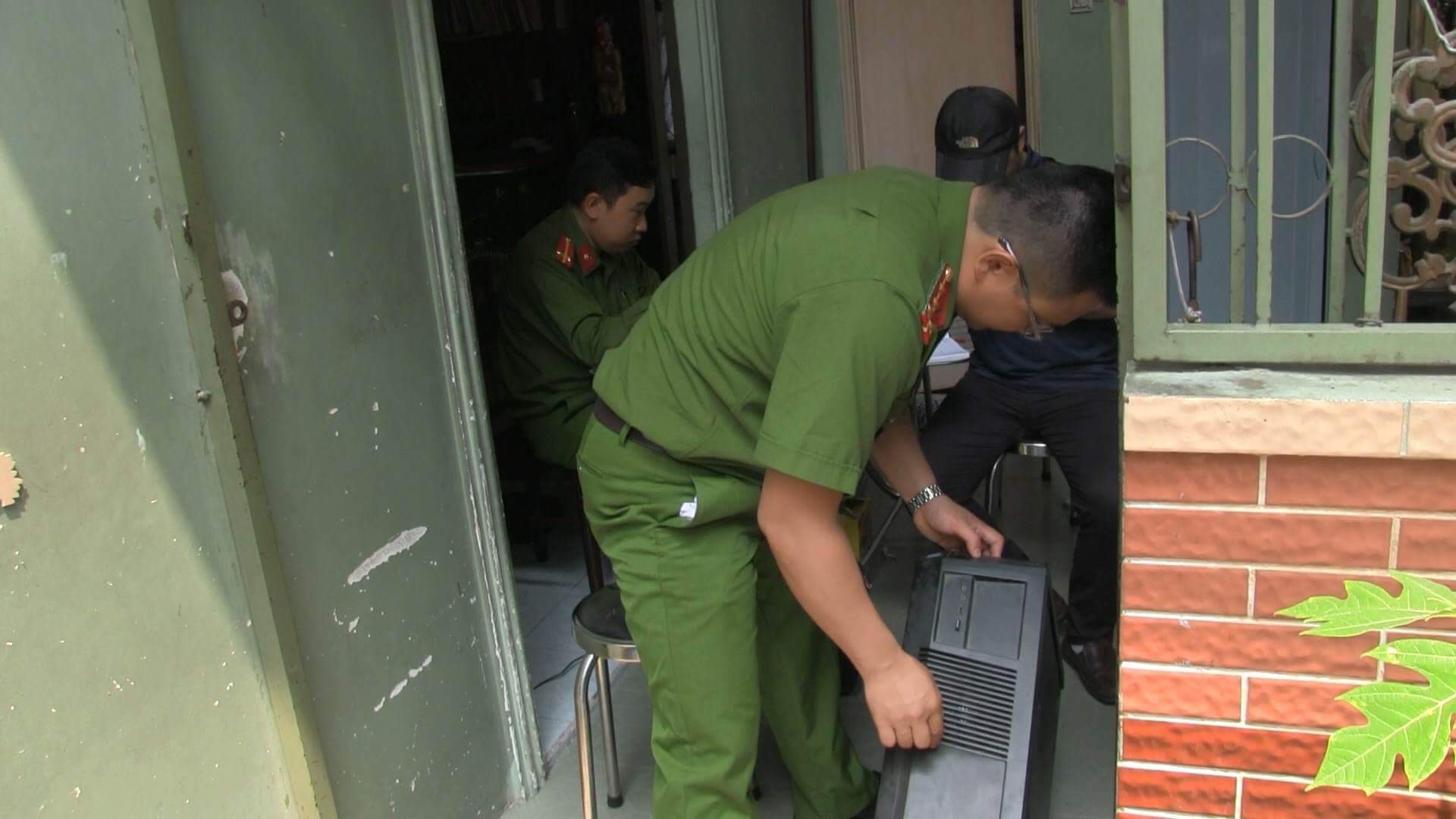 TP HCM: C50 triệt ph&aacute; đường d&acirc;y đ&aacute;nh bạc trăm tỉ - Ảnh 3.