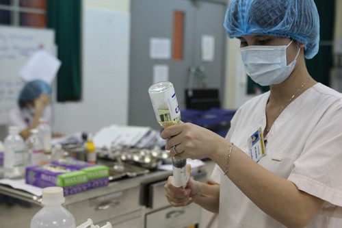 Triệt nạn n&acirc;ng gi&aacute; thuốc BHYT - Ảnh 1.