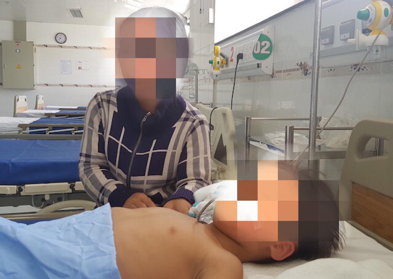 Khởi tố người cha đầu độc 3 con bằng thuốc trừ sâu
