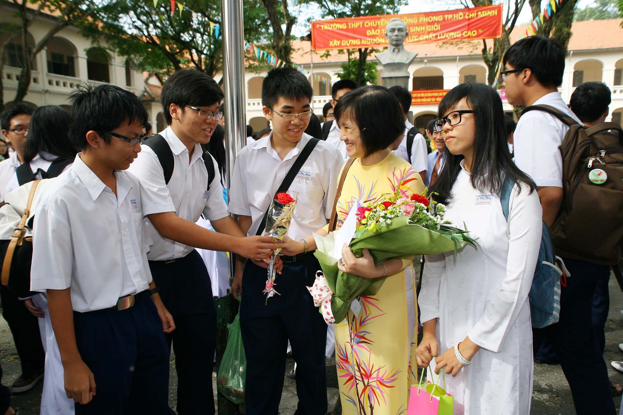 Đạt 18 tiêu chí mới được công nhận chuẩn giảng viên sư phạm