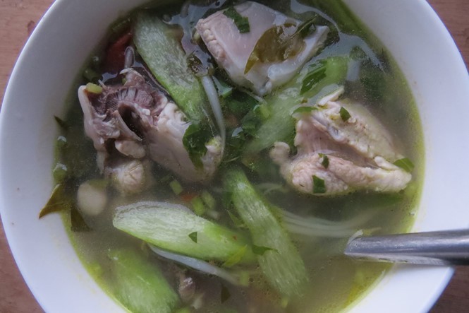 Ăn canh chua c&aacute; đuối, m&ecirc; đến gi&agrave;! - Ảnh 3.