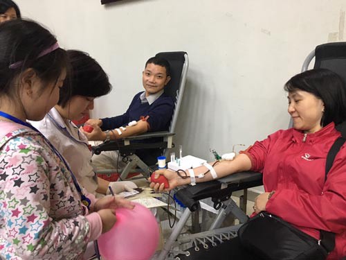 Lễ hội hiến máu lớn nhất trong năm - Ảnh 1.