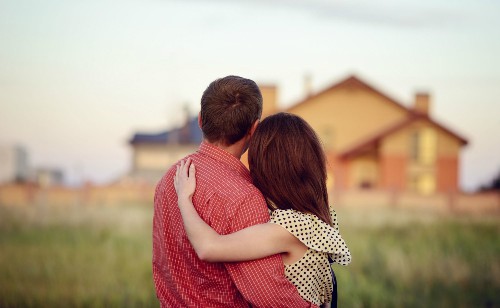 Mua nhà đất xa trung tâm, tôi phải bán vội sau 3 năm dù lỗ nửa tỷ