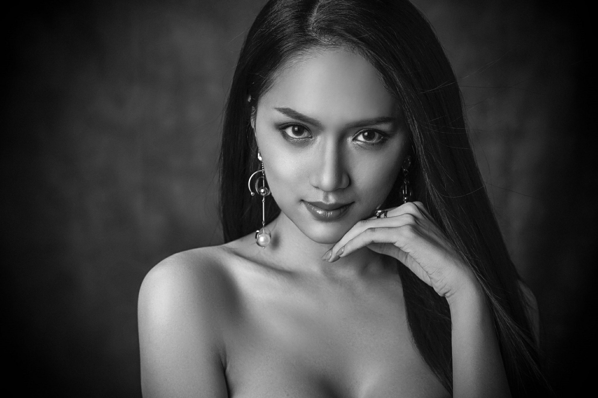 Hương Giang Idol đoạt vương miện Hoa hậu chuyển giới - Ảnh 8.
