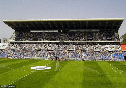 "Cựu thù" của Real Madrid bị rao bán với giá 1 euro