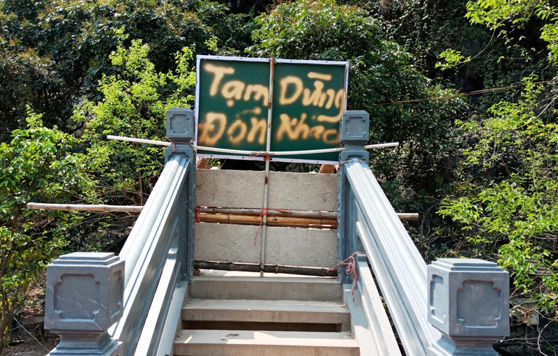 Cận cảnh c&ocirc;ng tr&igrave;nh khủng kh&ocirc;ng ph&eacute;p trong v&ugrave;ng l&otilde;i di sản thế giới Tr&agrave;ng An - Ảnh 15.