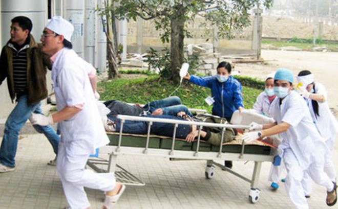 Nhiều du khách nghi bị ngộ độc khi rời nhà hàng nổi tiếng ở Phú Quốc