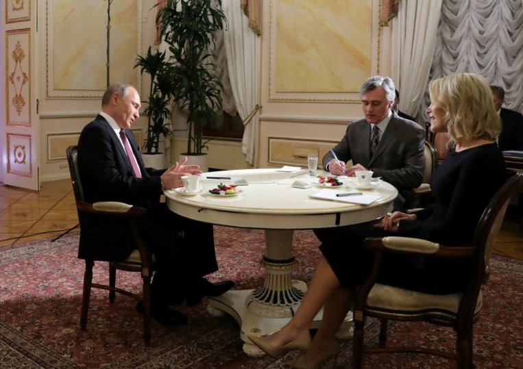 Quyết định bắn hạ máy bay chở khách của ông Putin