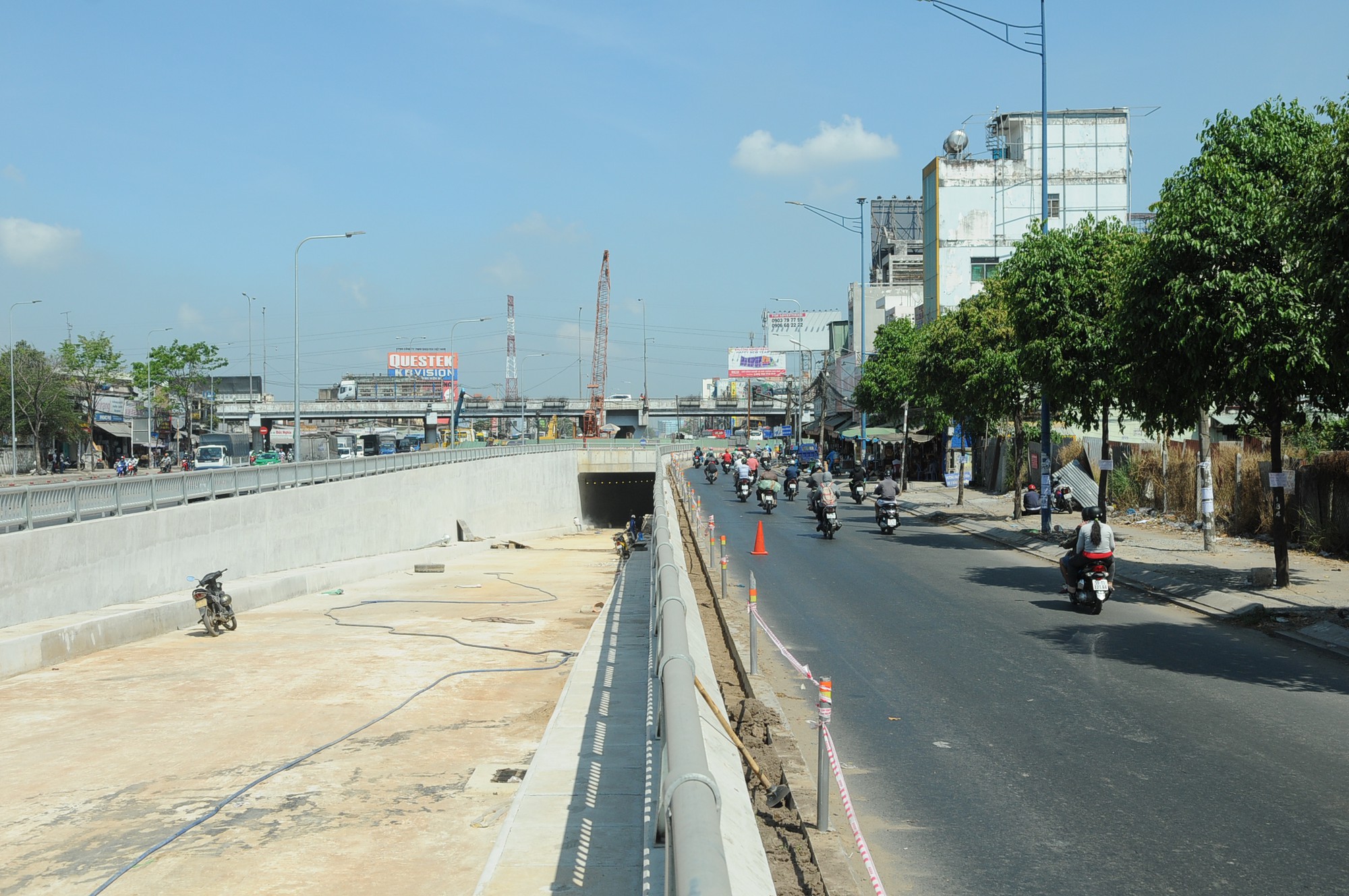 Thông xe 1 nhánh hầm chui An Sương vào ngày 14-3