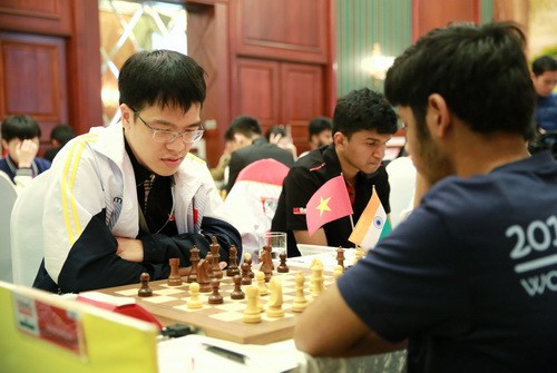 L&ecirc; Quang Li&ecirc;m gi&agrave;nh HCĐ ở UAE, l&ecirc;n hạng 34 thế giới - Ảnh 2.