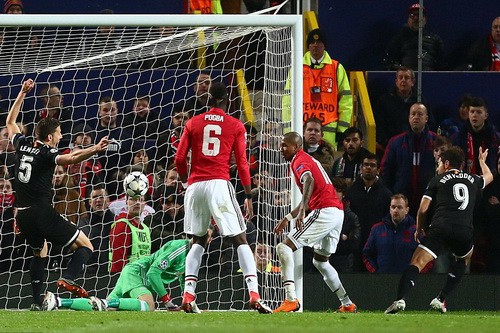 Sevilla xuất thần, quật ng&atilde; Man United tại Old Trafford - Ảnh 6.