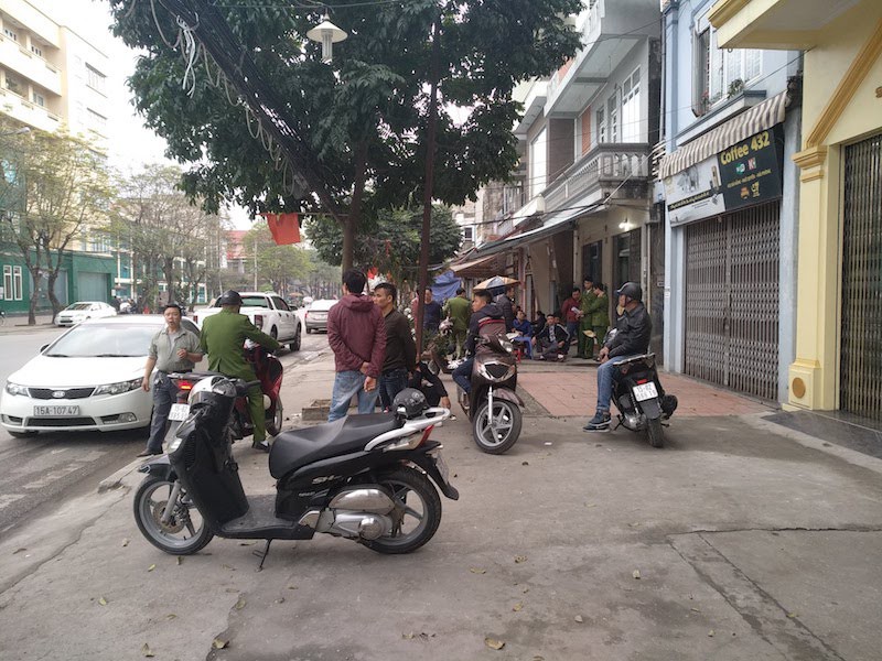 Ng&aacute;o đ&aacute;, ch&aacute;u ch&eacute;m chết cậu ruột, chạy tới trụ sở c&ocirc;ng an nhờ bắt ma - Ảnh 1.