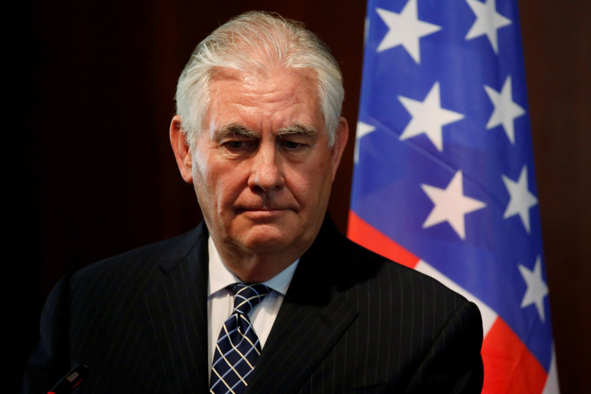 Tổng thống Trump thừa nhận bất đồng với &ocirc;ng Tillerson - Ảnh 1.