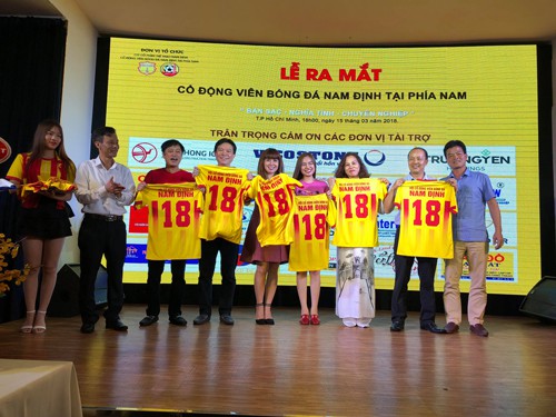 Bóng đá Nam Định có Hội CĐV phía Nam