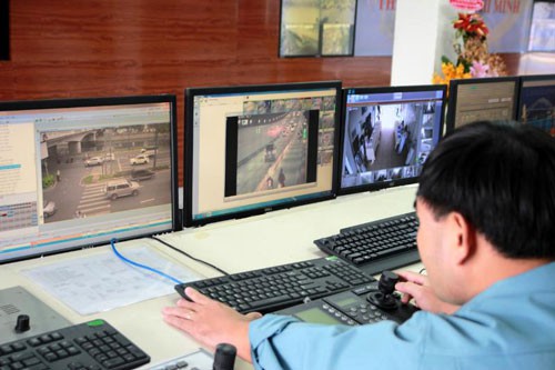 Xử điểm nghẽn bằng công nghệ thông minh