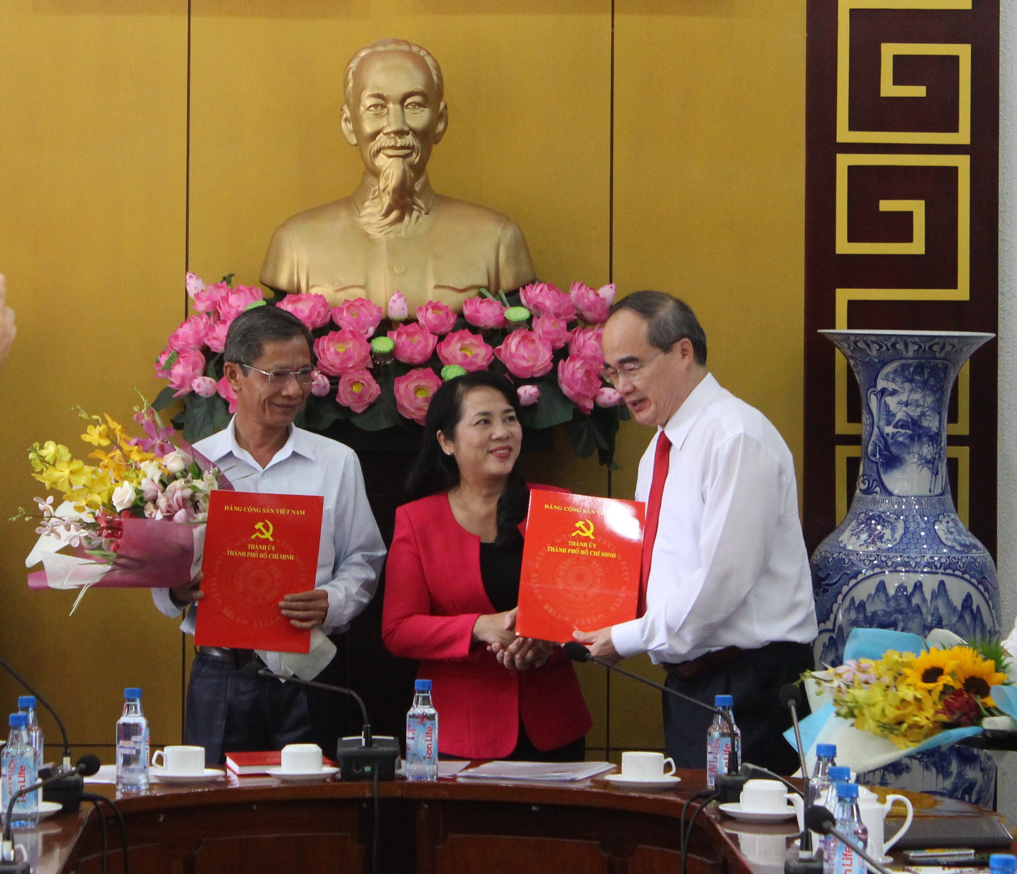 B&agrave; Trần Kim Yến l&agrave;m B&iacute; thư Quận ủy quận 1, TP HCM - Ảnh 3.