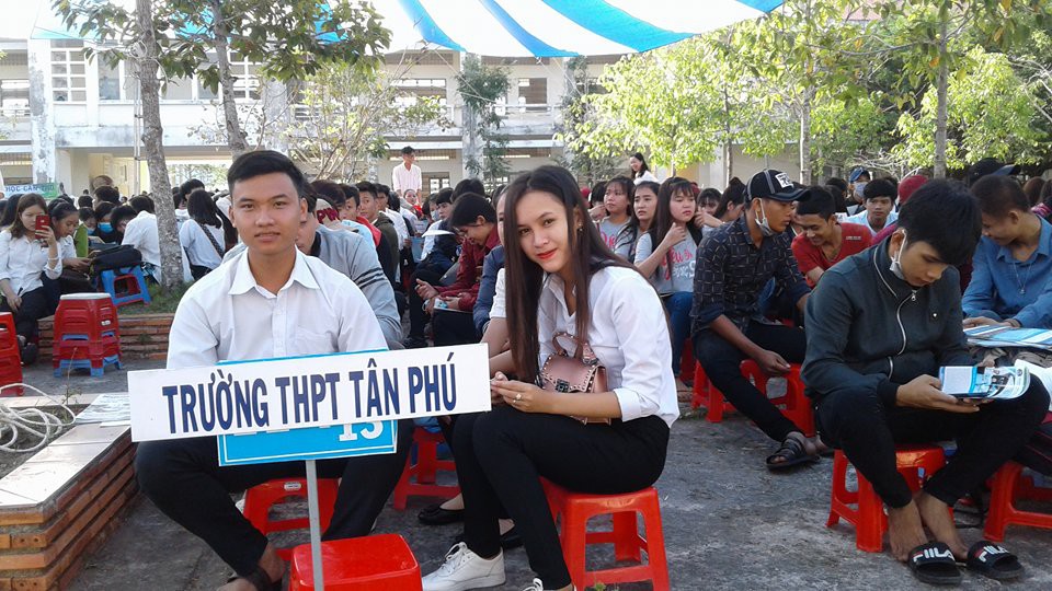 Đưa trường học đến th&iacute; sinh tại Hậu Giang: Chọn ng&agrave;nh m&agrave; cứ lo thất nghiệp! - Ảnh 13.