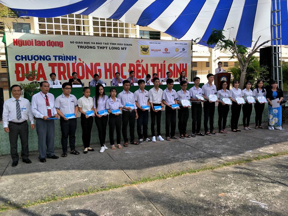 Đưa trường học đến th&iacute; sinh tại Hậu Giang: Chọn ng&agrave;nh m&agrave; cứ lo thất nghiệp! - Ảnh 15.