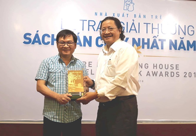 Nguyễn Nhật &Aacute;nh sững sờ v&igrave; qu&aacute; nhiều giải thưởng - Ảnh 1.