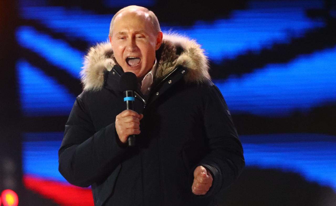 Phản ứng của ông Putin trước câu hỏi "khó đỡ"